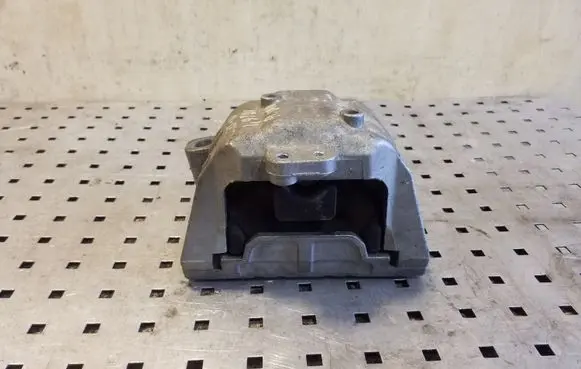 Volkswagen Golf IV Engine mount bracket 1J0199262BF