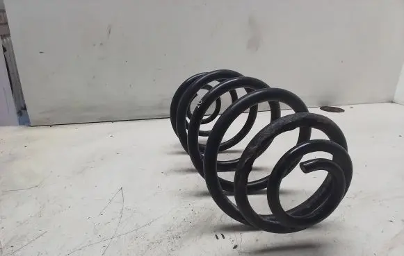 Opel Meriva A Front coil spring 90538498