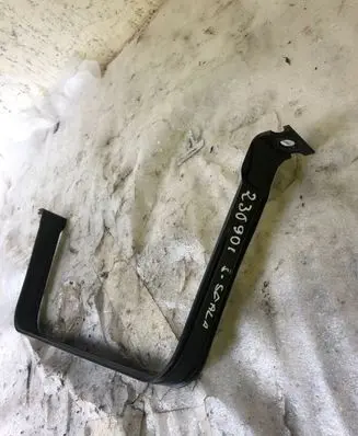 Skoda Scala Fuel tank mounting bracket 2q0201655a