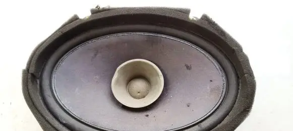Mazda MPV Front door speaker GJ6A66960