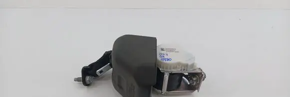 Rear seatbelt