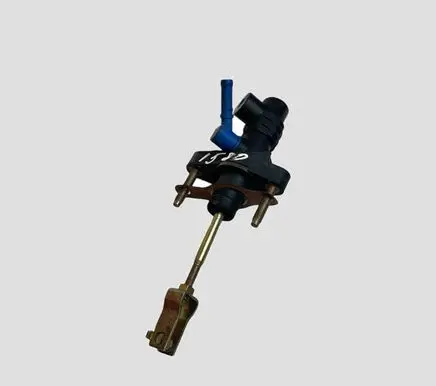 Toyota Avensis T250 Clutch master cylinder 1640523