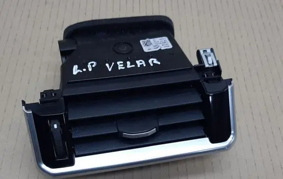 Dashboard side air vent grill/cover trim