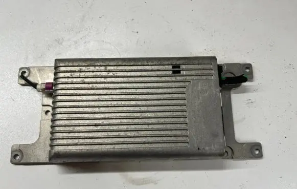 BMW 5 E60 E61 Bluetooth control unit module 9163348