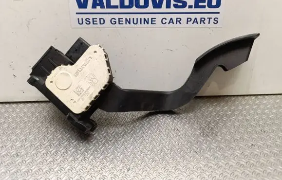 Peugeot Boxer Accelerator throttle pedal 0136947308