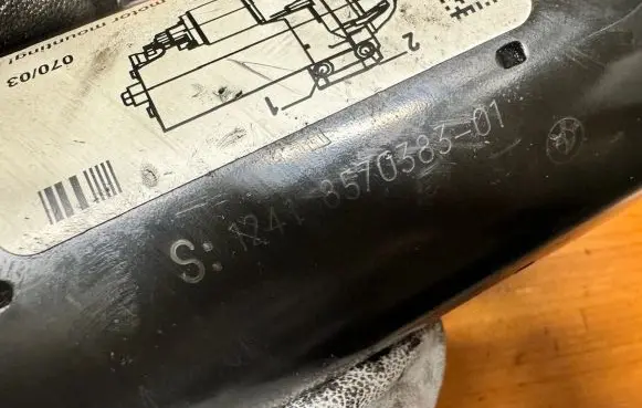 BMW 5 F10 F11 Starter motor 8570383 4178975 2012102