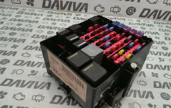 Ford B-MAX Fuse box set AV1T-14A005-EAC AV1T14A005EAC