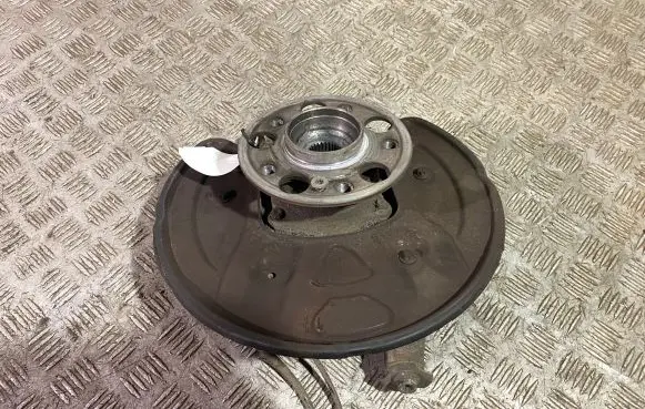 Mercedes-Benz GLC X253 C253 Rear wheel hub