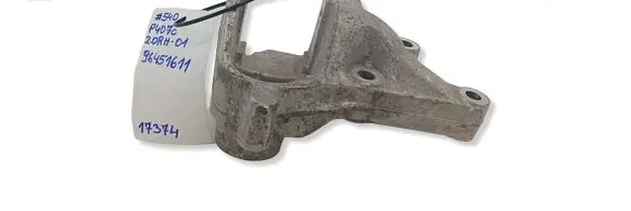 Peugeot 407 Engine mounting bracket 9645161180 96451611 RH01
