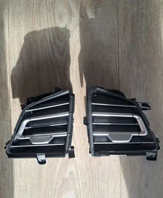 Audi Q4 e-tron Dashboard air vent grill cover trim 89C820902 89C820901