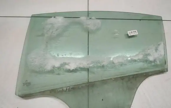 Citroen C5 Rear door window glass AS2