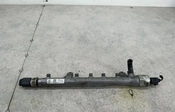 Skoda Fabia Mk2 (5J) Fuel main line pipe 03L130089B