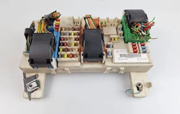 Ford Focus C-MAX Fuse box set 7M5T14A073CB