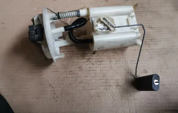 Fuel level sensor