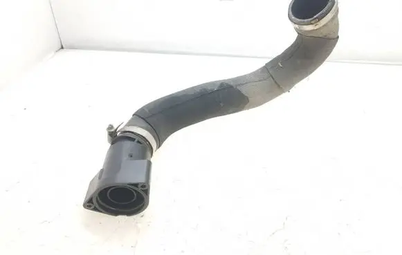 Intercooler hose/pipe