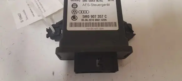 Skoda Superb B6 (3T) Light module LCM 5M0907357C 00010295