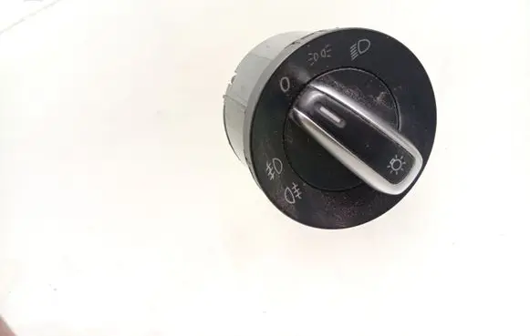 Volkswagen Golf VI Light switch 3C8941431C