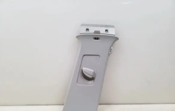 (B) pillar trim (top)