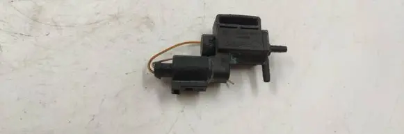Audi A4 S4 B8 8K Turbo solenoid valve 72288000