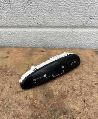Mercedes-Benz C W203 Gear shift selector indicator A2032672088 0190660110 100660110