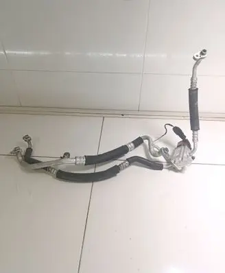 KIA Soul Air conditioning (A/C) expansion valve 97725E4100
