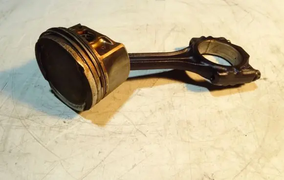 Audi A2 Piston with connecting rod 036AQ 032F