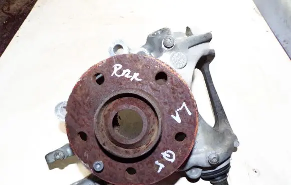 Audi Q5 SQ5 Rear wheel hub spindle/knuckle 