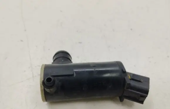 Hyundai ix35 Windscreen/windshield washer pump 985102S000 12V206127325