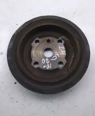 Volvo XC70 Crankshaft pulley
