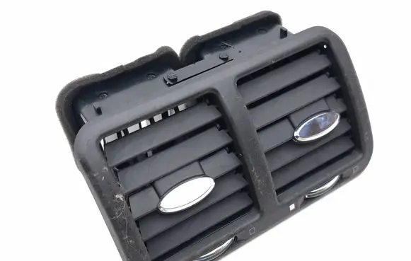 Maserati Quattroporte Rear air vent grill 225787