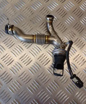 BMW 5 F10 F11 EGR valve line/pipe/hose 044073