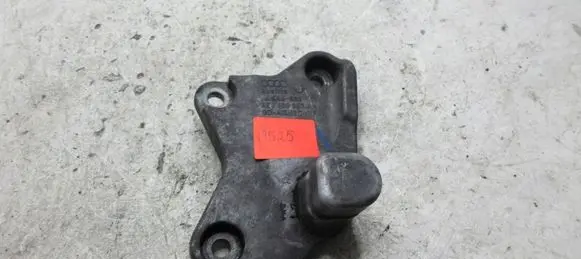 Audi A8 S8 D3 4E Engine mounting bracket 4E0199343AA
