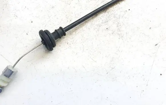 Handbrake/parking brake wiring cable