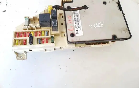 Chrysler Sebring (ST-22 - JR) Fuse box set p04602379an 3503s3gd7