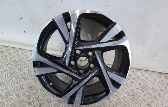 Toyota C-HR I R18 alloy rim 42611YP360 CMS130511