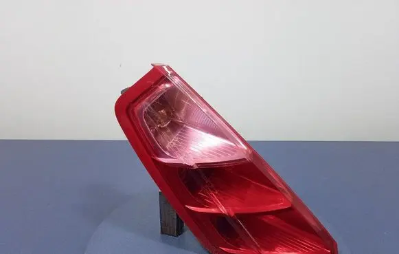 Fiat Punto (199) Rear/tail lights 51701589