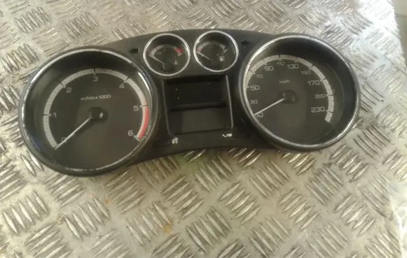 Peugeot 308 Speedometer (instrument cluster) 9665107480