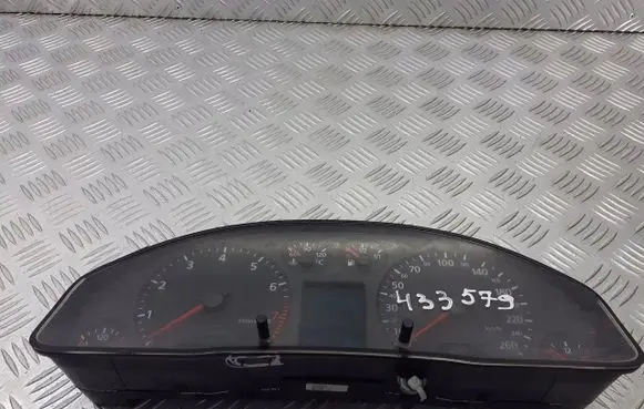 Audi A6 S6 C5 4B Tachometer 4B0920931