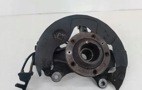 Citroen C4 II Picasso Front wheel hub spindle knuckle