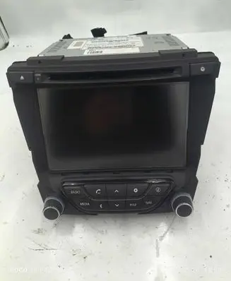 Hyundai i40 Radio/CD/DVD/GPS head unit 965603Z000 LAN1100EHVF