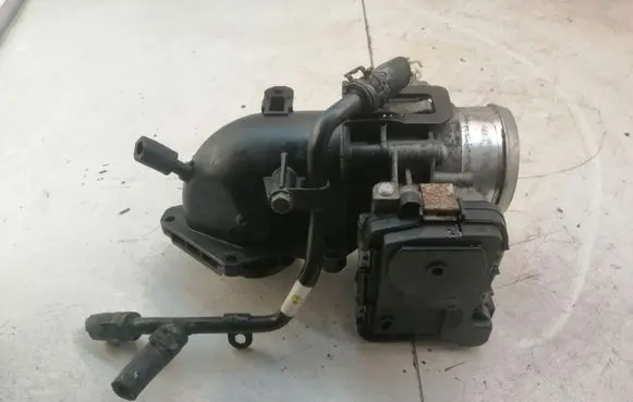 Volkswagen Golf V Other engine bay part 03C129721D