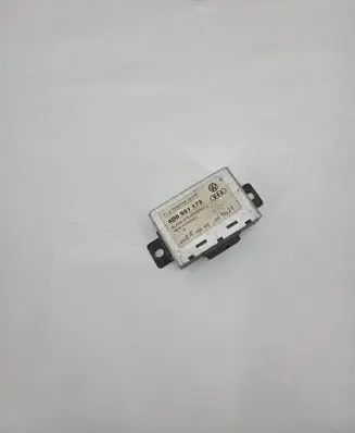 Audi A8 S8 D2 4D Alarm control unit/module 4D0951173