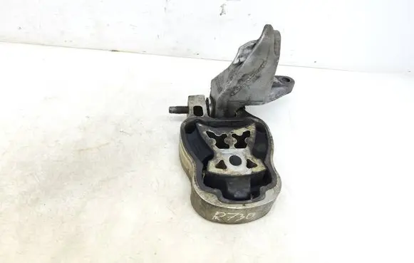 Ford Mondeo MK V Gearbox mount G2G36P082AA DS736P093GA BH9SA