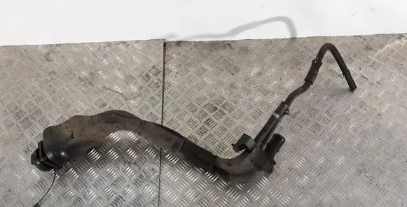 KIA Stonic Fuel tank filler neck pipe 