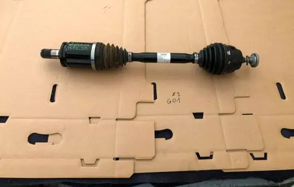 BMW X3M F97 Front driveshaft 8643183
