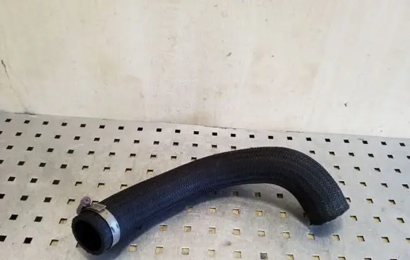 Mitsubishi Pajero Sport I Intercooler hose/pipe