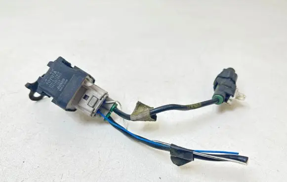 Toyota Auris 150 Glow plug pre-heat relay 2861067010 1567000671