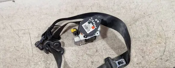 Ford Focus Front seatbelt BM5161295ACW 617231700