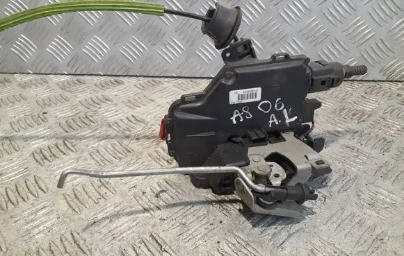 Audi A8 S8 D3 4E Rear door lock 4E0839016