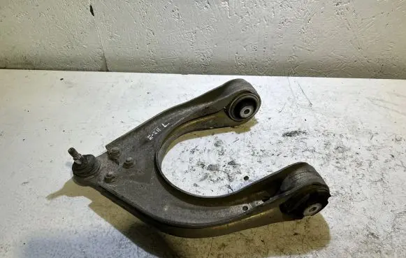 Mercedes-Benz E W211 Front upper control arm/wishbone 